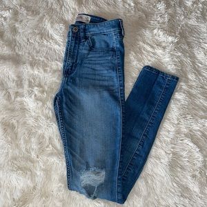 Hollister jeans